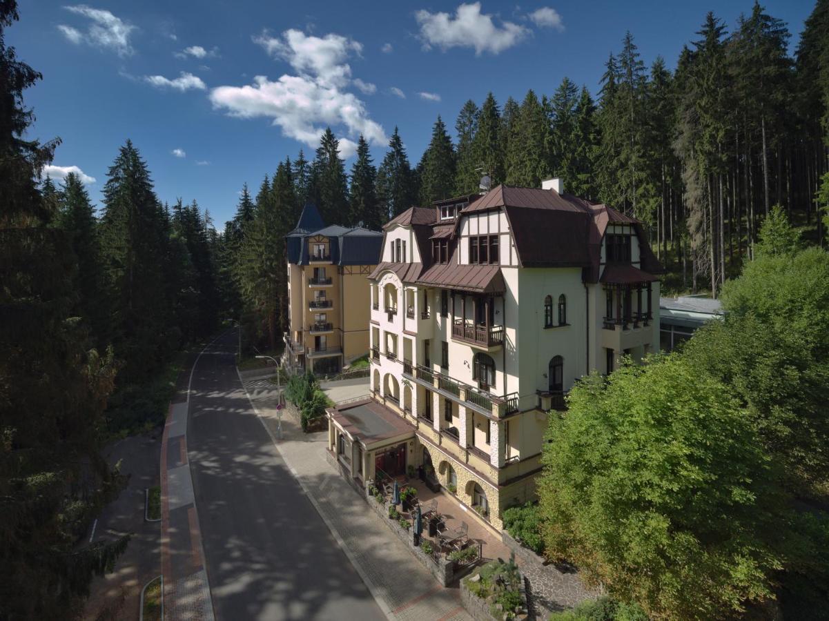 Spa Apartments St. Moritz Marianske Lazne Exterior foto